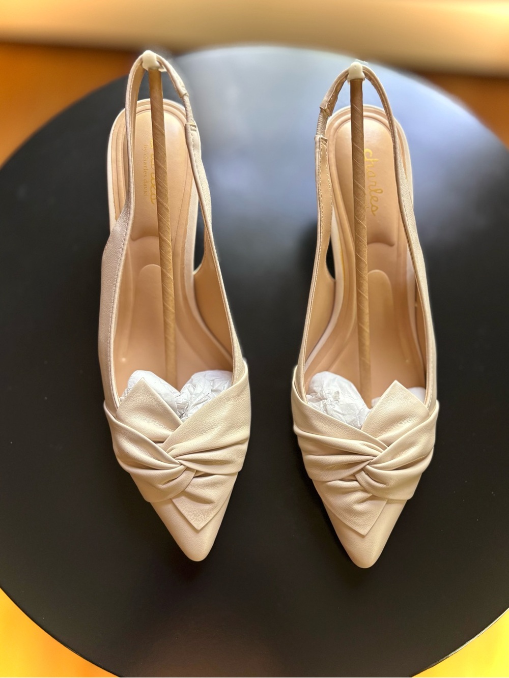 Charles By Charles David Cream Knot-Front Pointed Slingback Kitten Heels - Picture 5 of 13